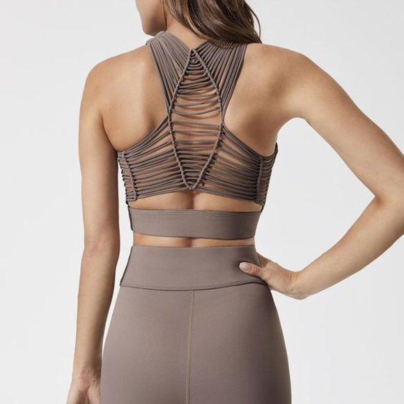 Carbon38 Tops - Carbon38 Seminak Crop Top Sports Bra